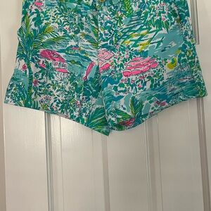 Lilly Pulitzer Tropical Print Women's Shorts -NWOT